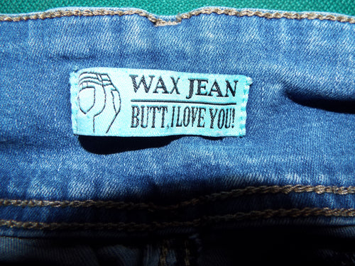 Wax Jean Woman's size 5. Previously worn good value. May run a bit small due to washings.