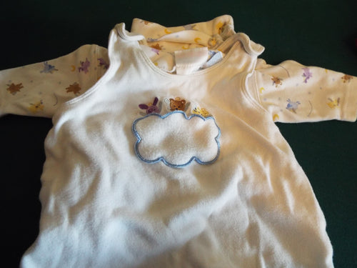 Two piece jumper angel winged animals size 3m