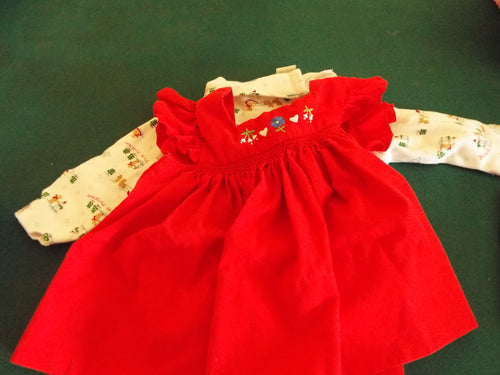 Christmas Dress two piece size0-3 months. Previously worn and in good condition.